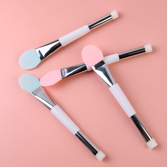 Strumento di bellezza cosmetica Applicatore a pennello per maschera di fango facciale in silicone a doppia estremità per crema idratante lozione